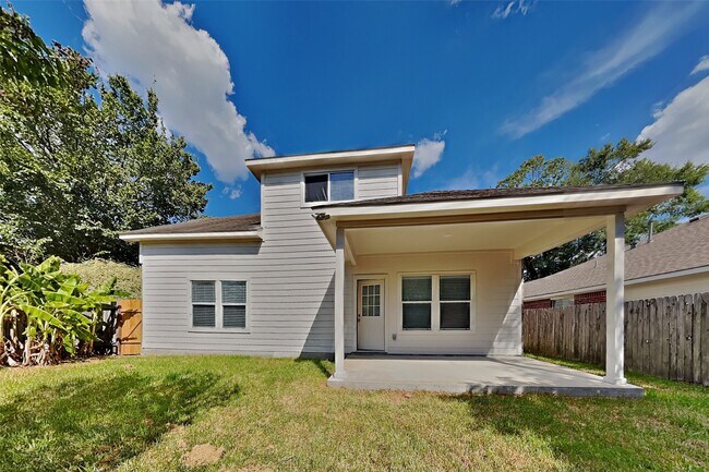 Building Photo - 25819 Oakridge Forest Ln
