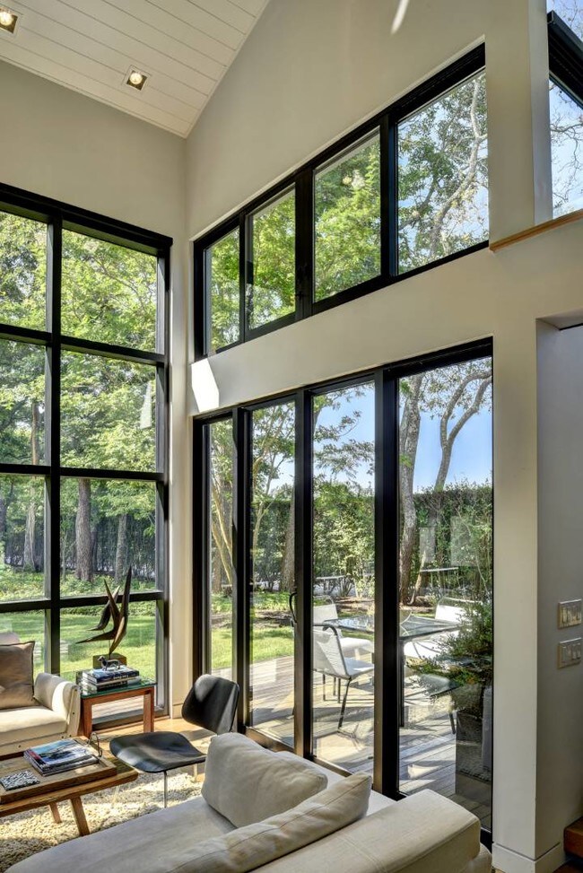 Building Photo - 507 Edge of Woods Rd