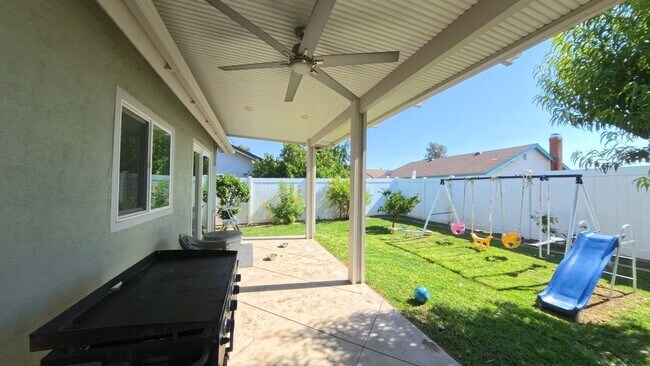 Building Photo - Open for Showings | Move-In Available July 15th