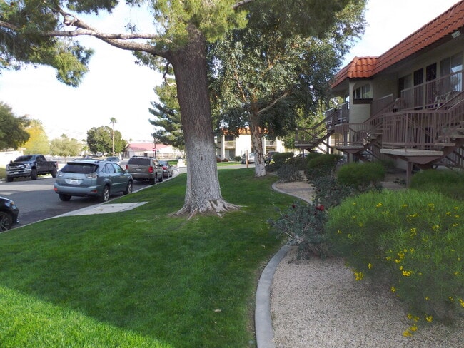 Building Photo - 9651 Spyglass Ave
