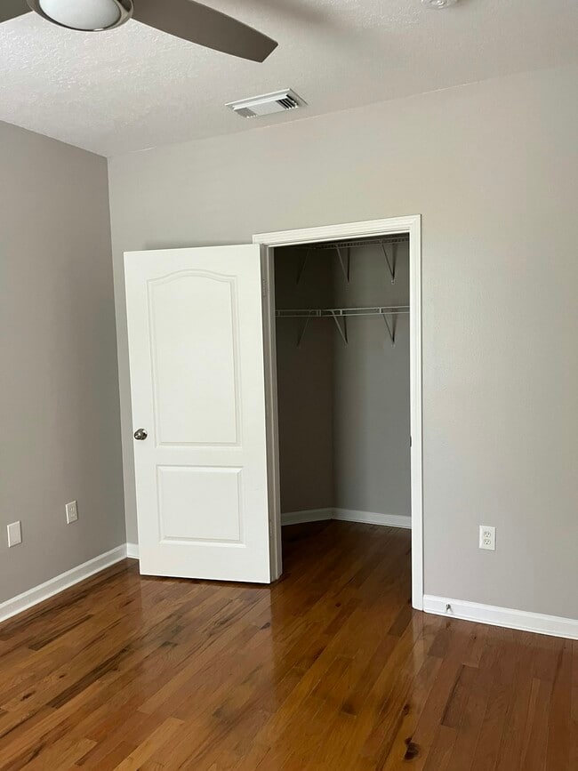 Building Photo - 18036 Villa Creek Dr