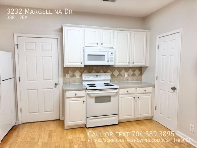 Building Photo - 3232 Margellina Drive