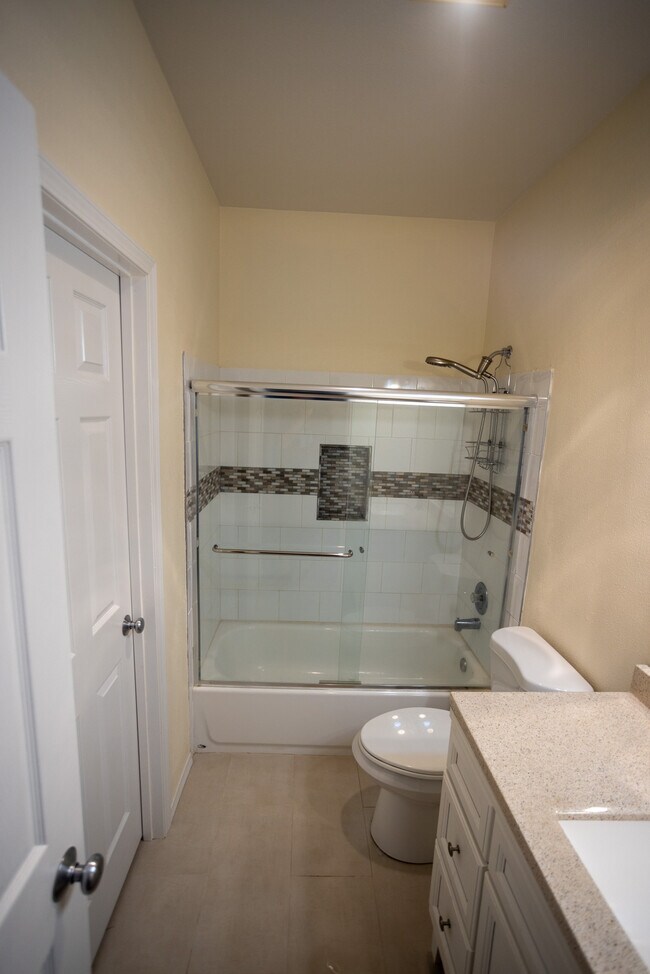 Primary Photo - 8922 345th St Ct S