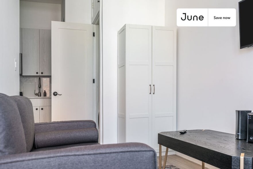 Building Photo - 20 Avenue A