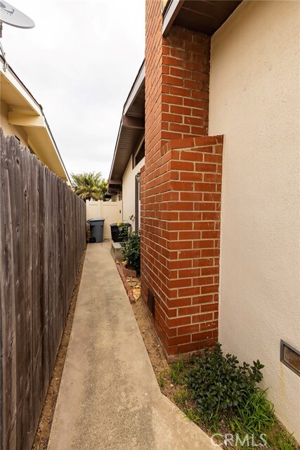 Building Photo - 2244 W 236th St