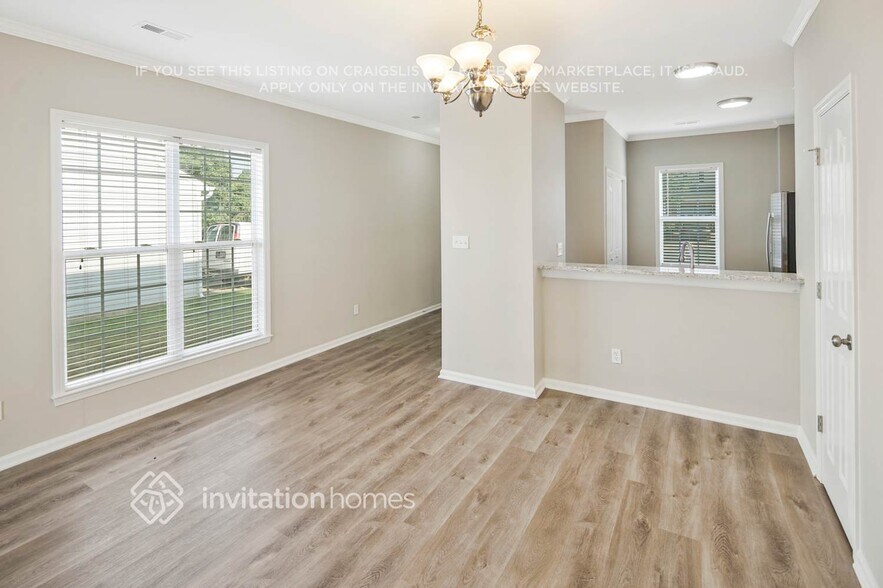 Building Photo - 3829 Thomas Ridge Dr