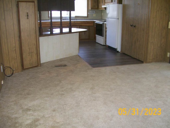 Building Photo - 13 Travertine Ln