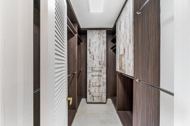 Building Photo - 20777 Soneto Dr