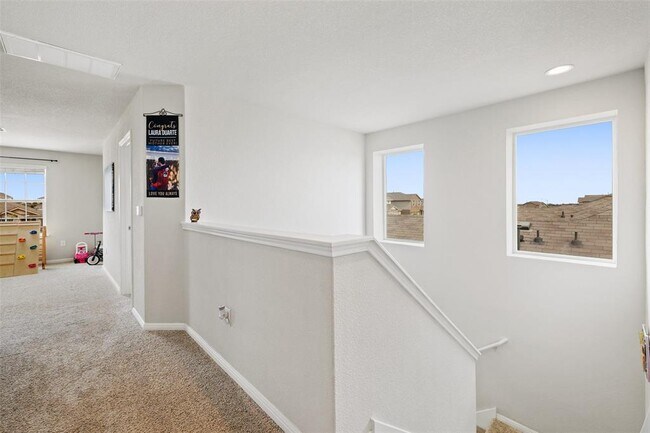 Building Photo - 1405 Fairhaven Gtwy