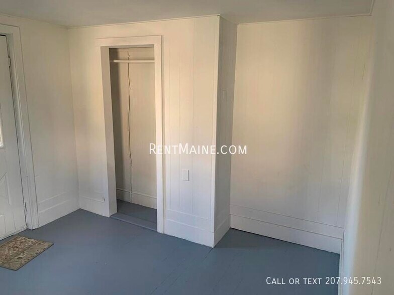 Building Photo - 97 Center St