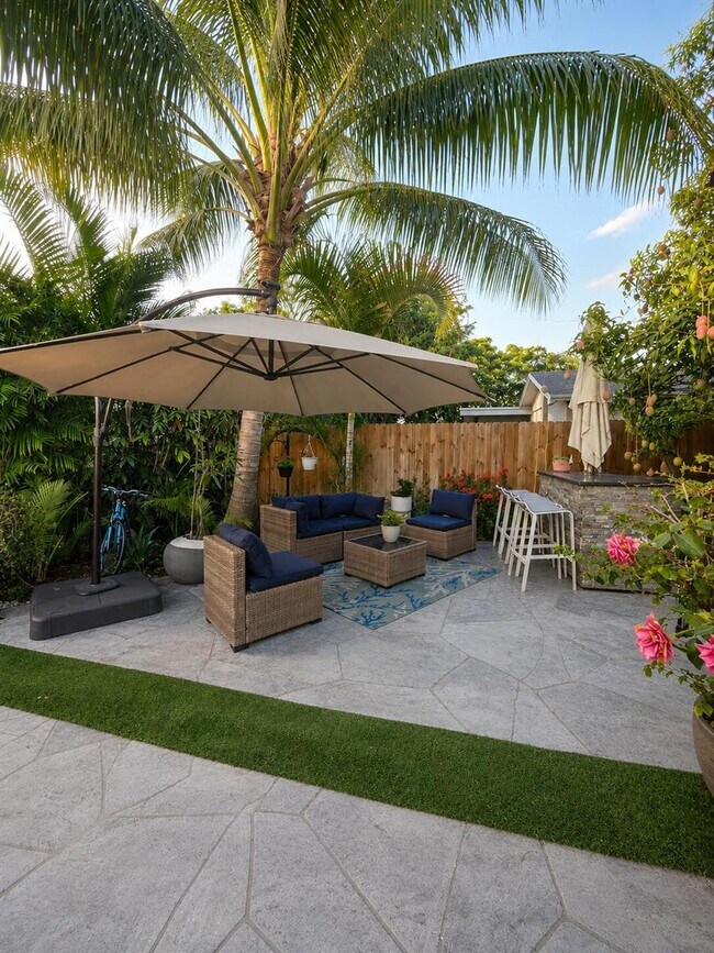 Building Photo - Northwest 2nd Court, Deerfield Beach, FL 33442 - 3 BR 2 BA house