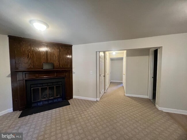 Building Photo - 6062 Joust Ln