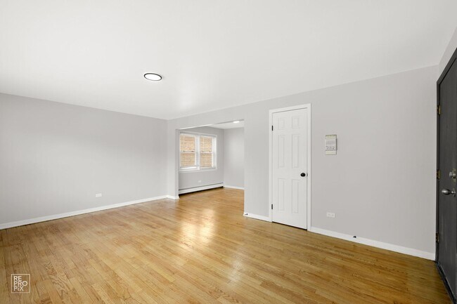 Building Photo - 8935 S Dauphin Ave