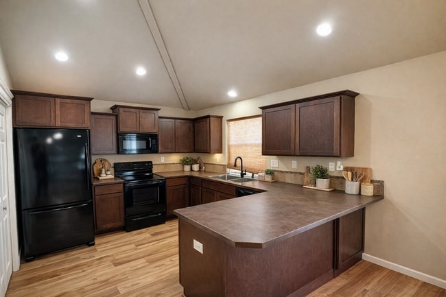 Building Photo - 803 E Cooper Ln