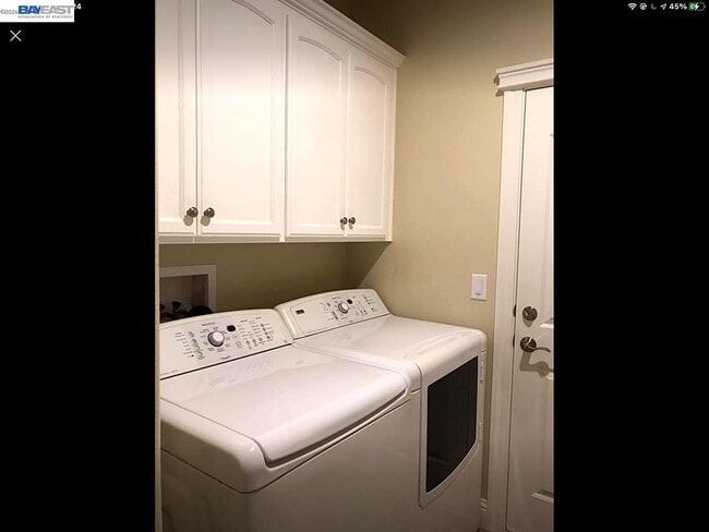 Building Photo - 358 Reddington Dr