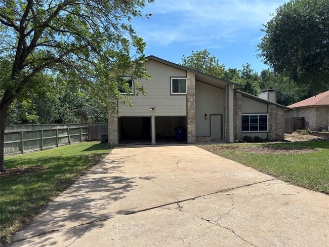 Primary Photo - 6605 Danwood Dr