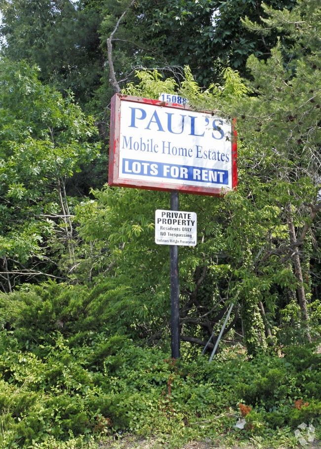 Building Photo - Paul's Moblie Home Park