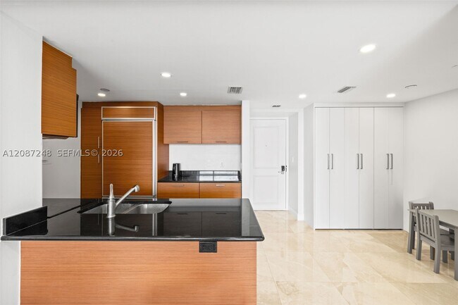 Building Photo - 50 Biscayne Blvd