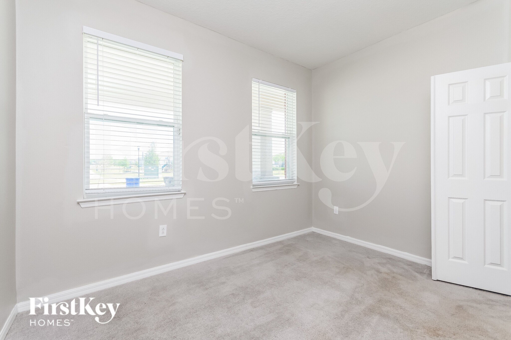 Building Photo - 1276 Spokane Pt