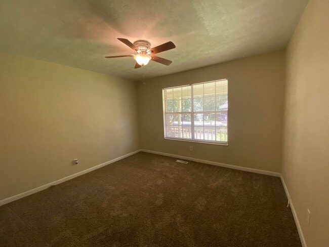 Building Photo - 2507 Waldemar Ln