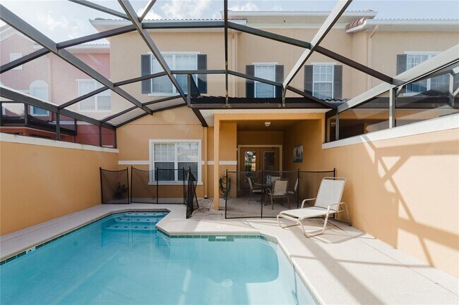Building Photo - 8961 Majesty Palm Rd