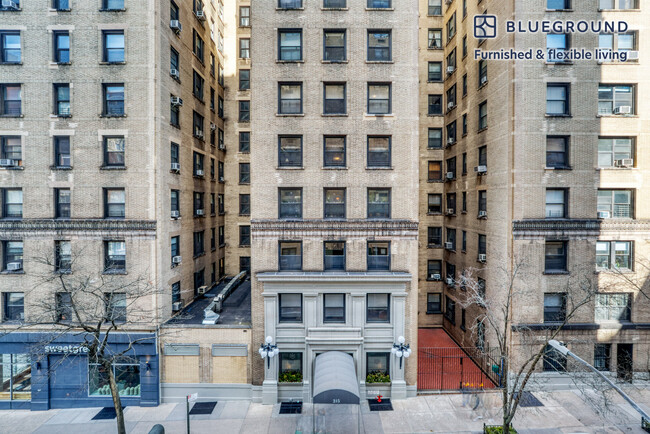 Building Photo - 212 W 91st St