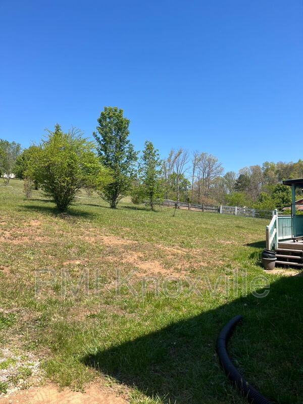 Building Photo - 8821 Trout Rd