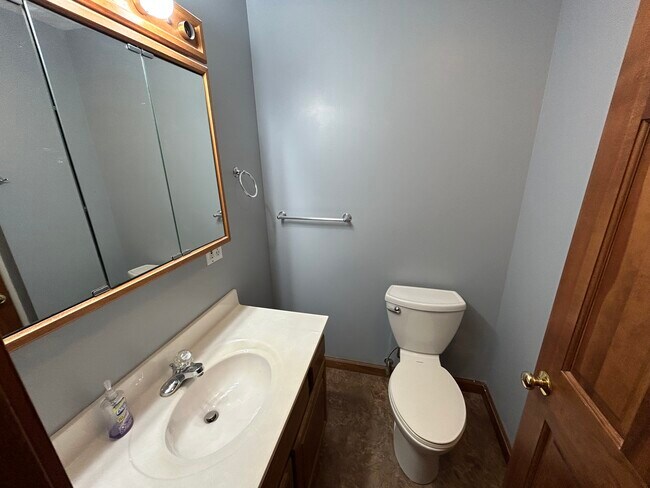 Bathroom 2 - 505 50th St SE