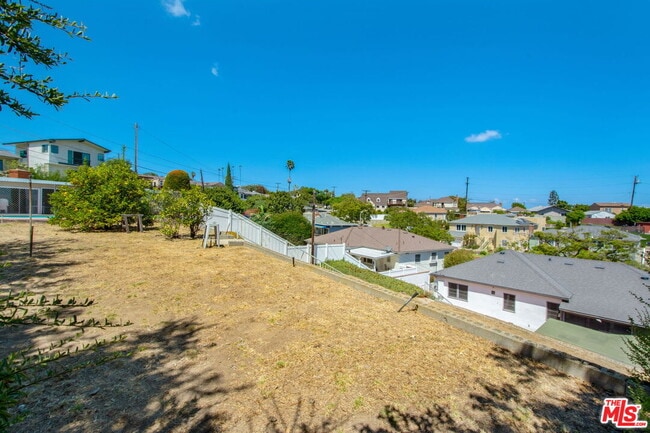 Building Photo - 5039 Marburn Ave