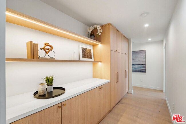 Building Photo - 20215 Lorenzana Dr