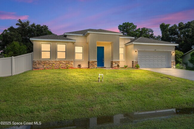 Building Photo - 1426 Seeley Cir NW