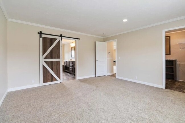 Building Photo - 52 Vacation St