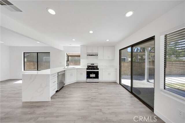 Building Photo - 6289 Sunny Meadow Ln