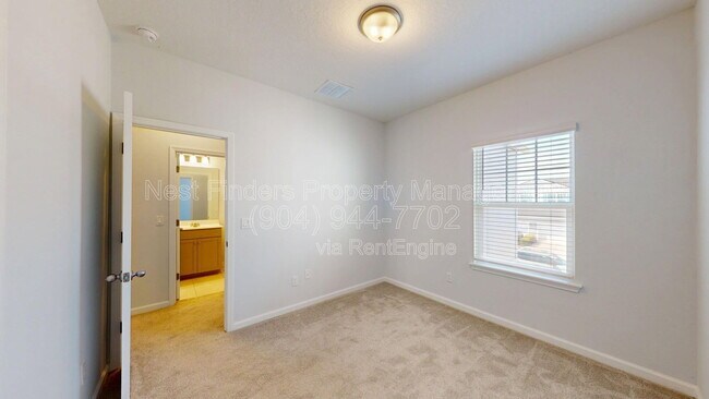 Building Photo - 215 Pine Bluff Dr