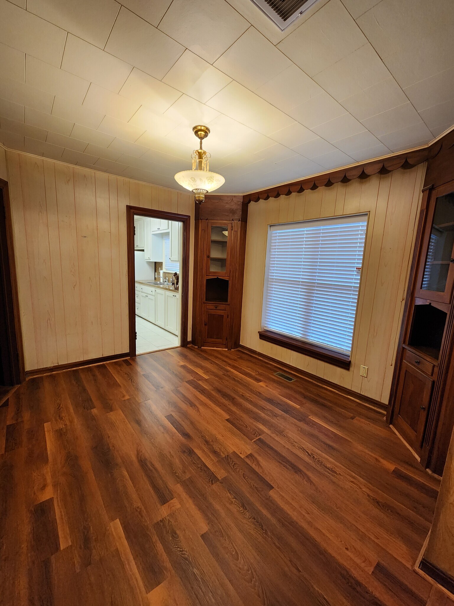 Dining room - 3140 NW 27th St