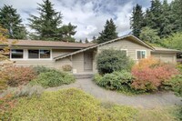 Building Photo - 3 bedroom in Shoreline WA 98133