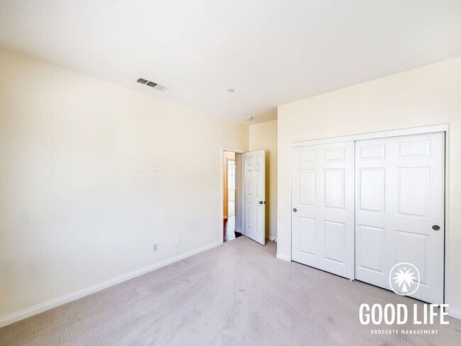 Building Photo - 17351-1734S 4S Ranch Pkwy