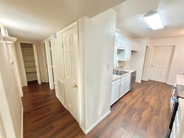 Building Photo - 2118 Osage Trail