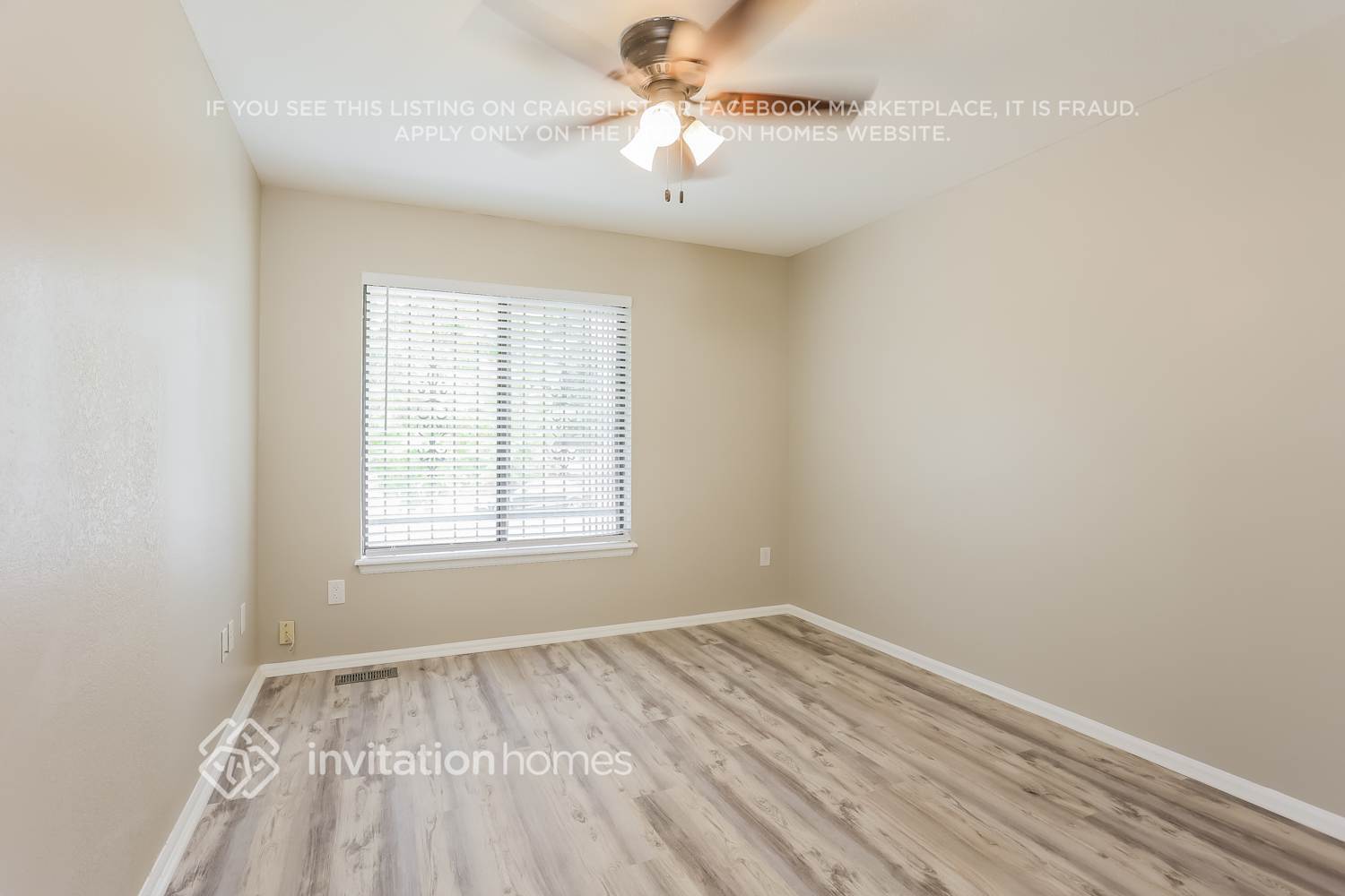 Building Photo - 16766 E Kent Dr