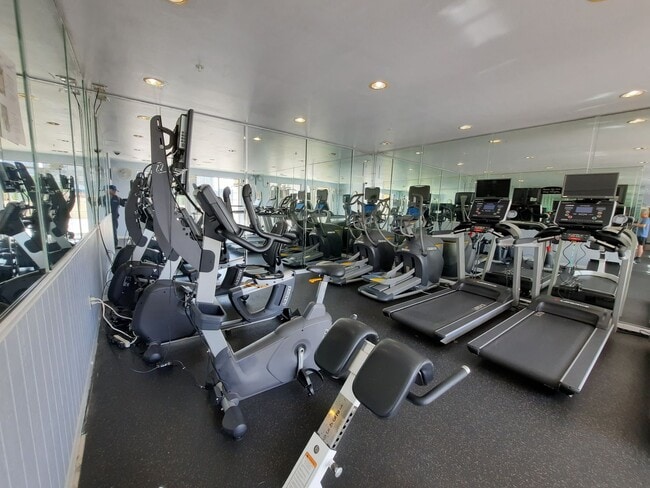 Building Photo - This place has it all...