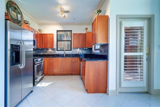 Building Photo - 2757 Via Cipriani