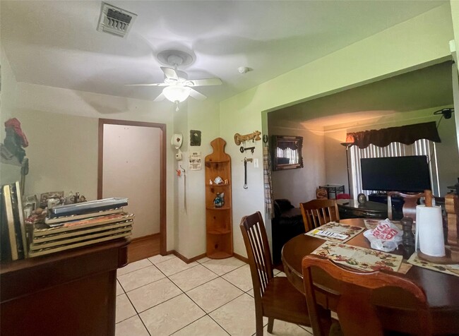 Building Photo - 3509 Ramsey Dr