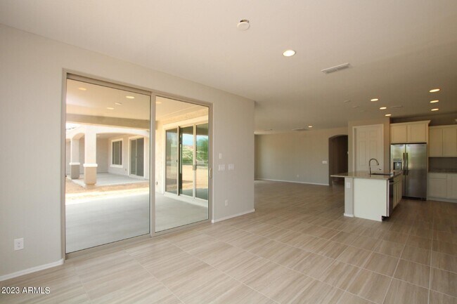 Building Photo - 21379 N 269th Ave