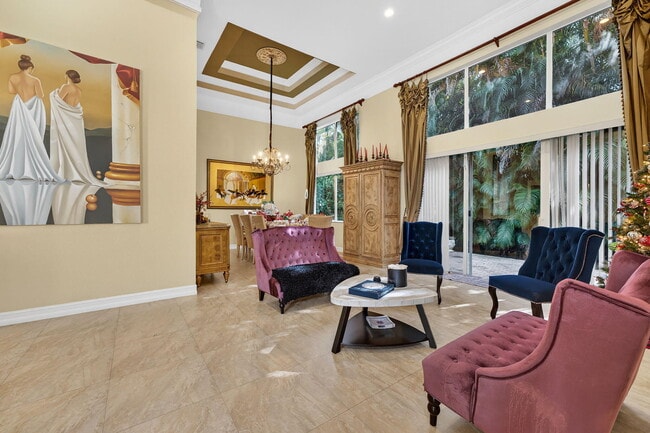 Building Photo - 7162 Vía Firenze