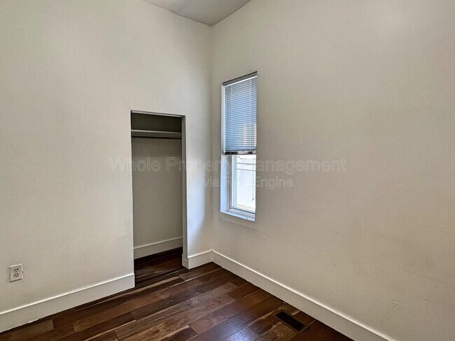 Building Photo - 2234 W 30th Ave