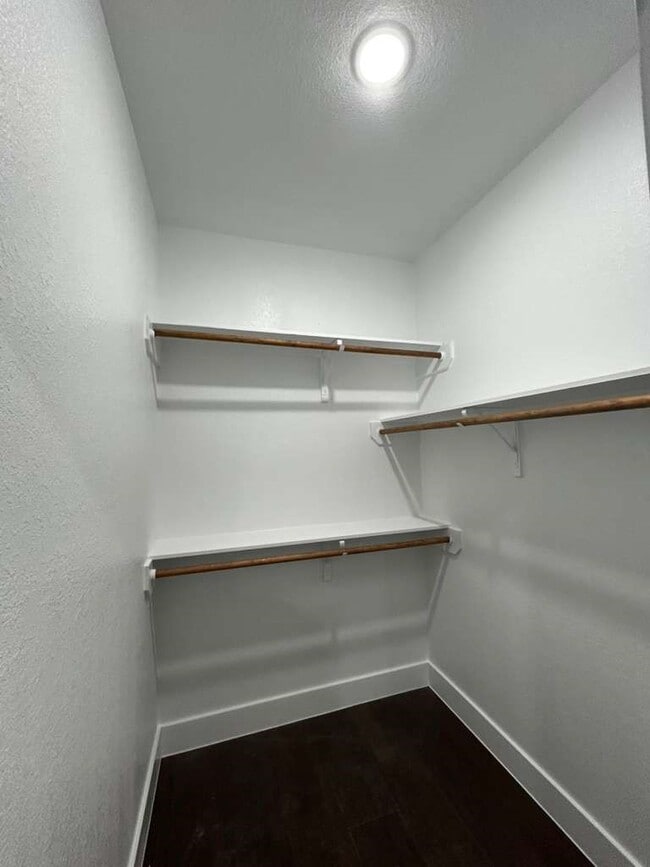 Building Photo - 704 Avenue I