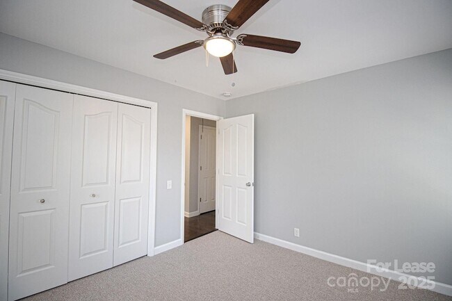 Building Photo - 14401 Widgeon Ct