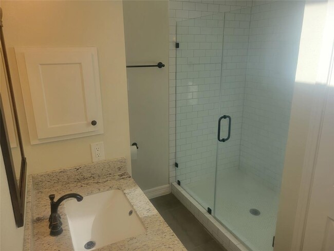 Building Photo - 12410 Brook Meadows Ln