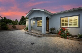 Building Photo - 1670 W Cerritos Ave