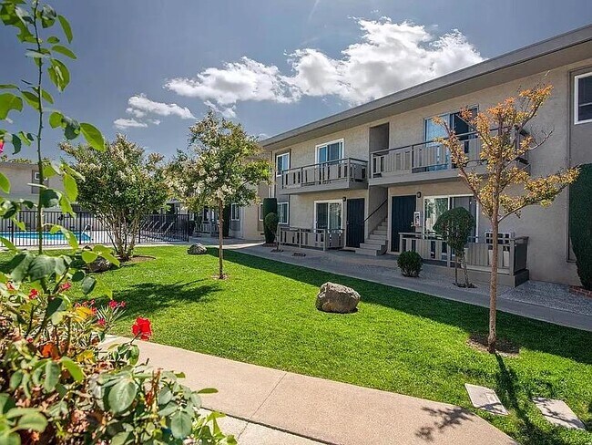 Building Photo - 5330 Monterey Rd